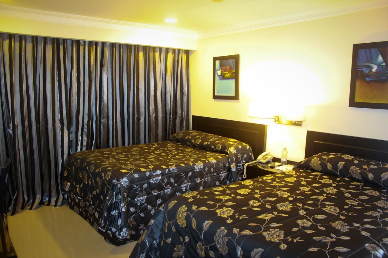 Napolitano Hotel Santo Domingo Exterior photo